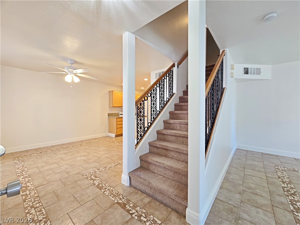 438 Winthrop Place Property Photo 18