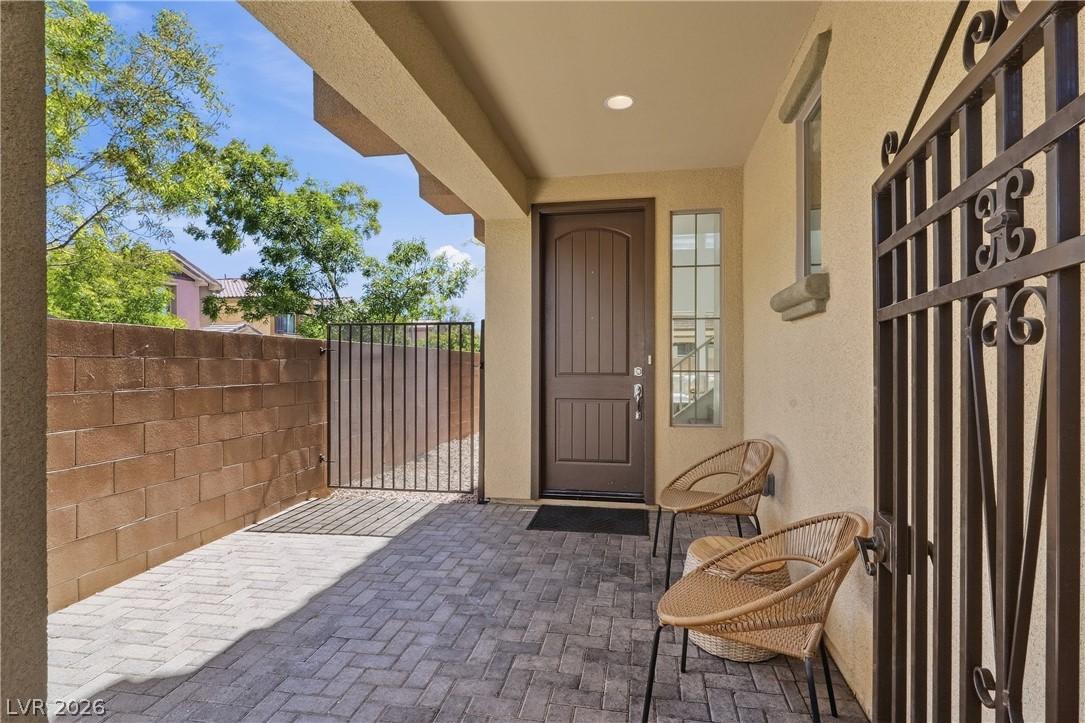 11235 Almador Vista Court Property Photo 5