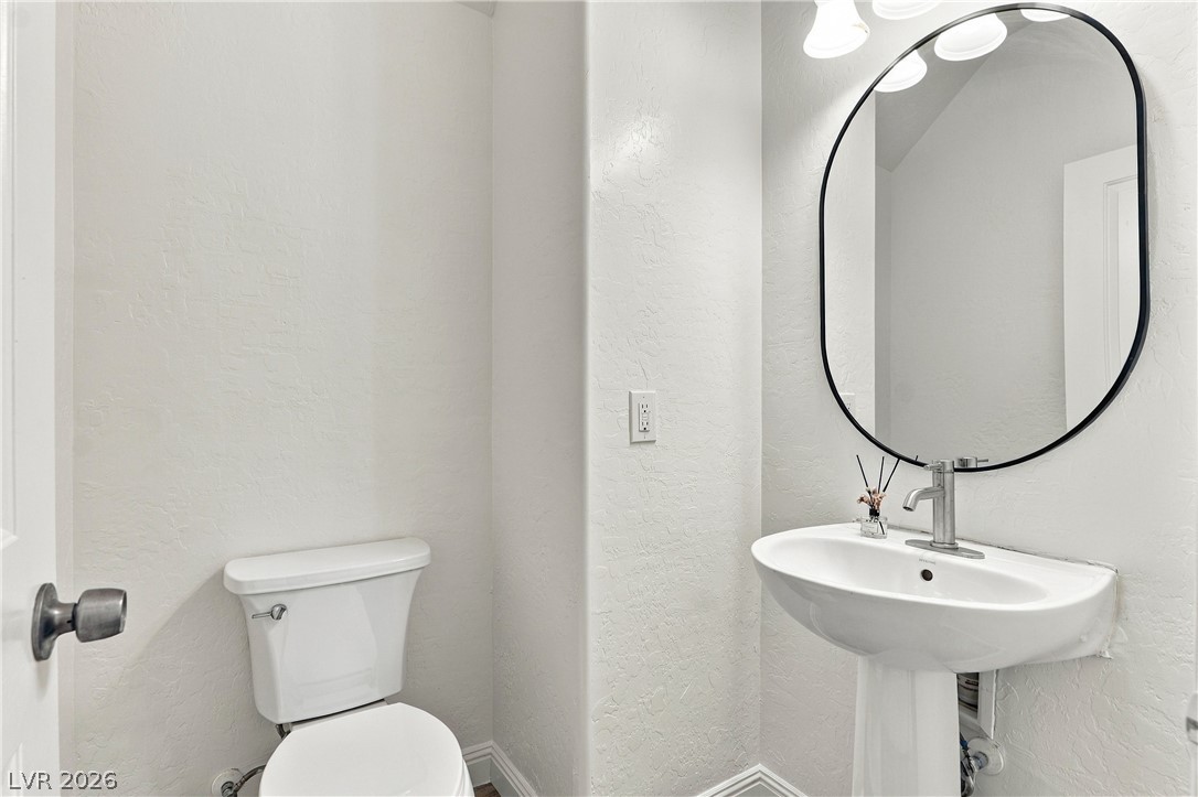 11235 Almador Vista Court Property Photo 12