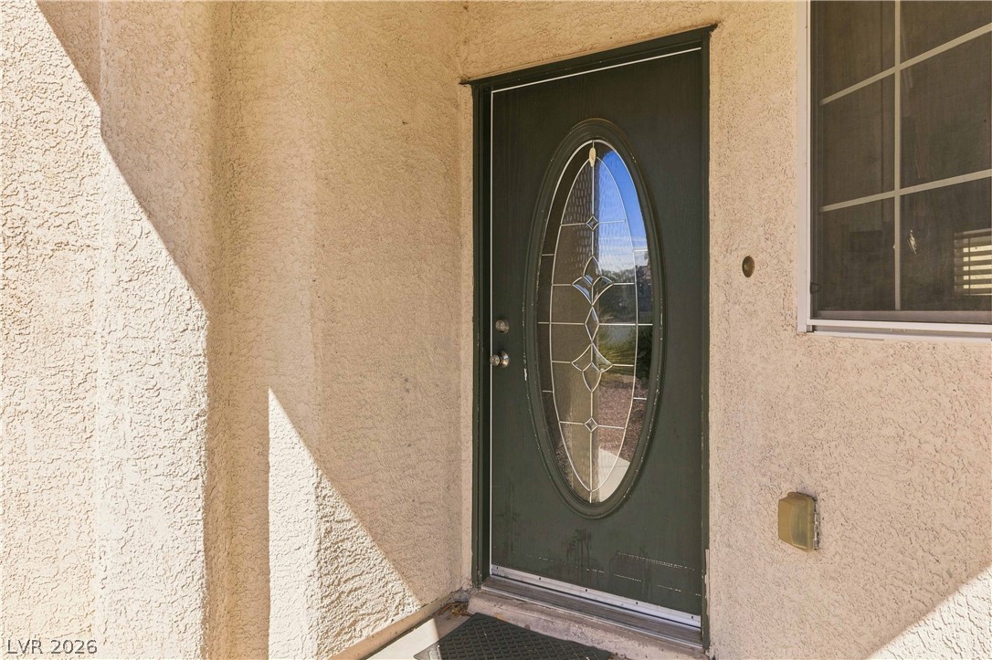 2664 Iris Point Way Property Photo 4