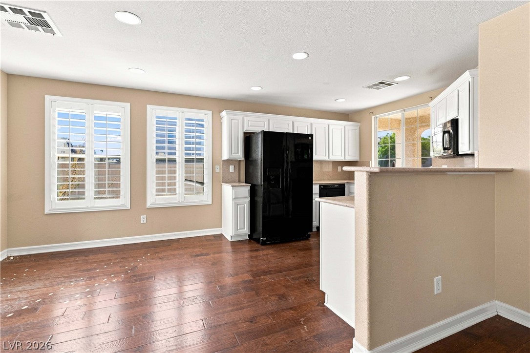 2664 Iris Point Way Property Photo 8