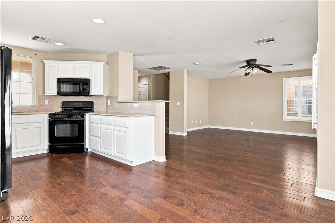 2664 Iris Point Way Property Photo 10