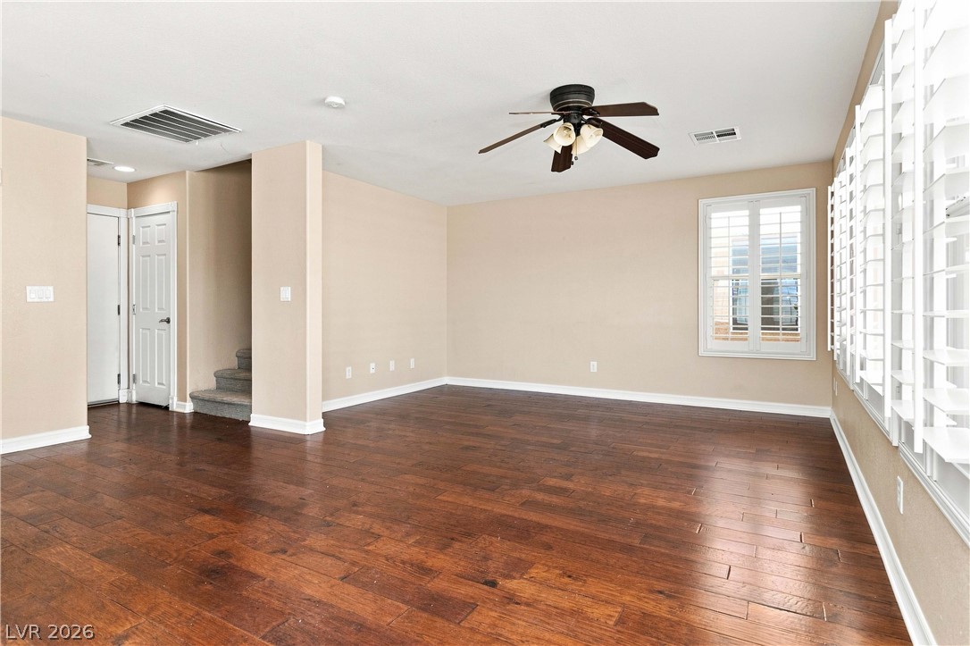 2664 Iris Point Way Property Photo 15