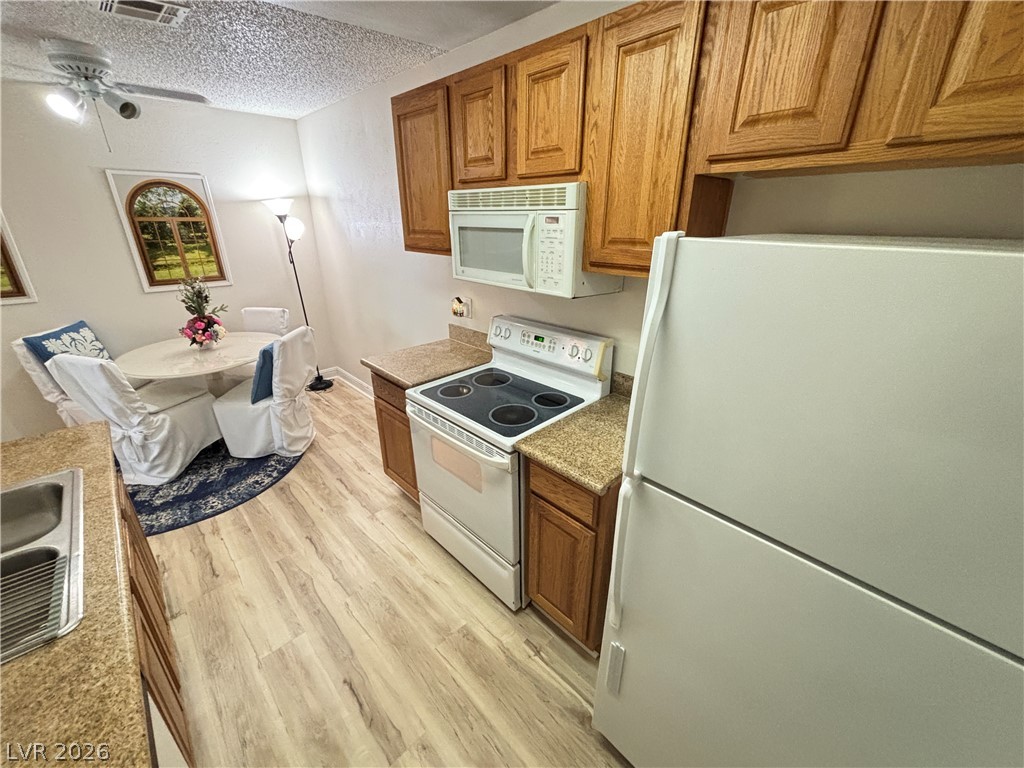 1515 East Reno Avenue C206 Property Photo 13