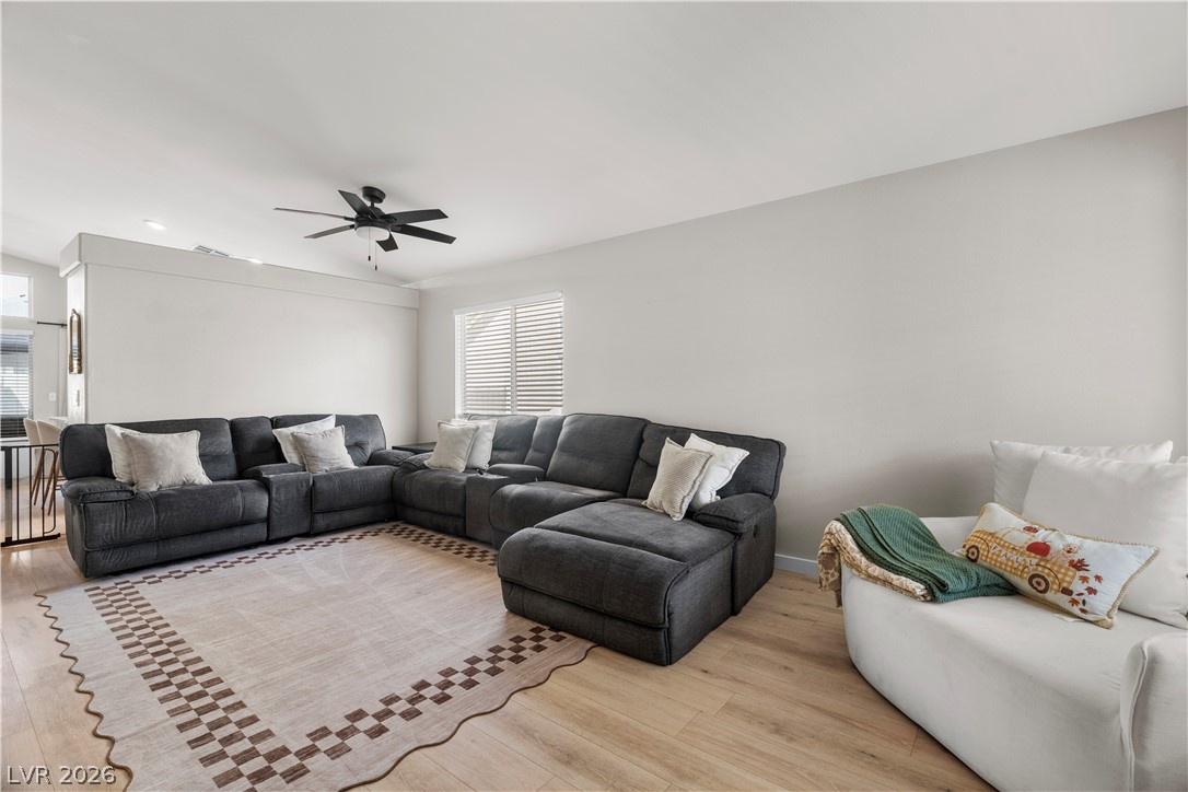 4927 Rancho Domingo Court Property Photo 8