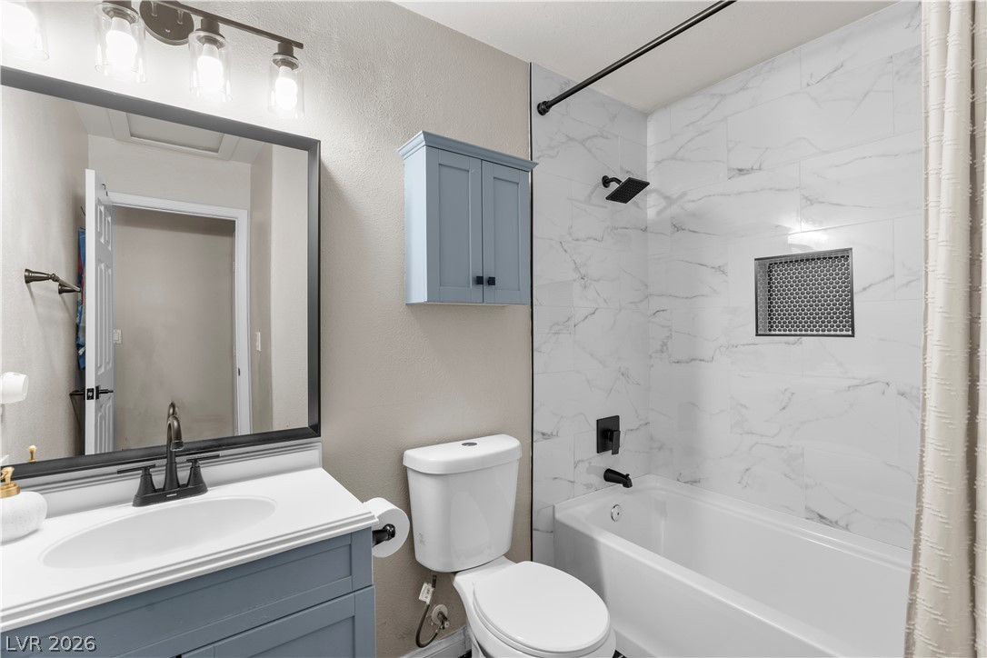 4927 Rancho Domingo Court Property Photo 25