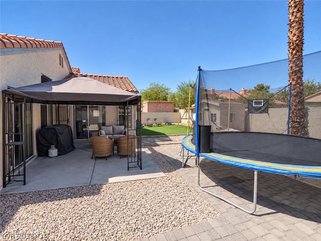 4927 Rancho Domingo Court Property Photo 32