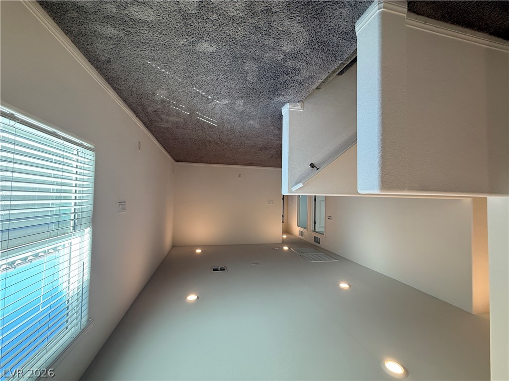 8211 Lantana Springs Street Property Photo 13