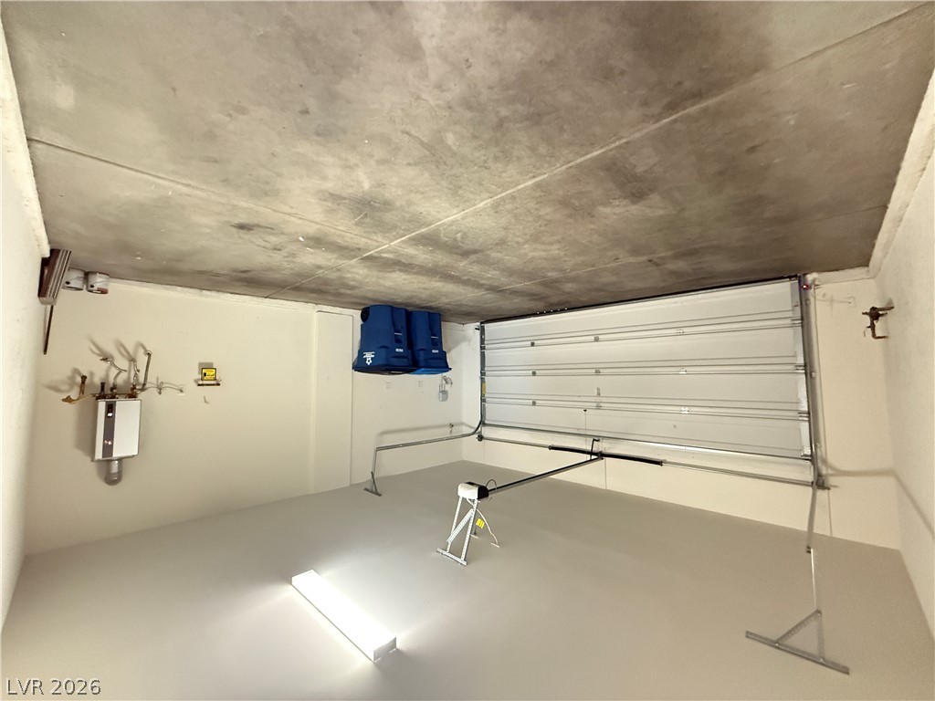 8211 Lantana Springs Street Property Photo 30