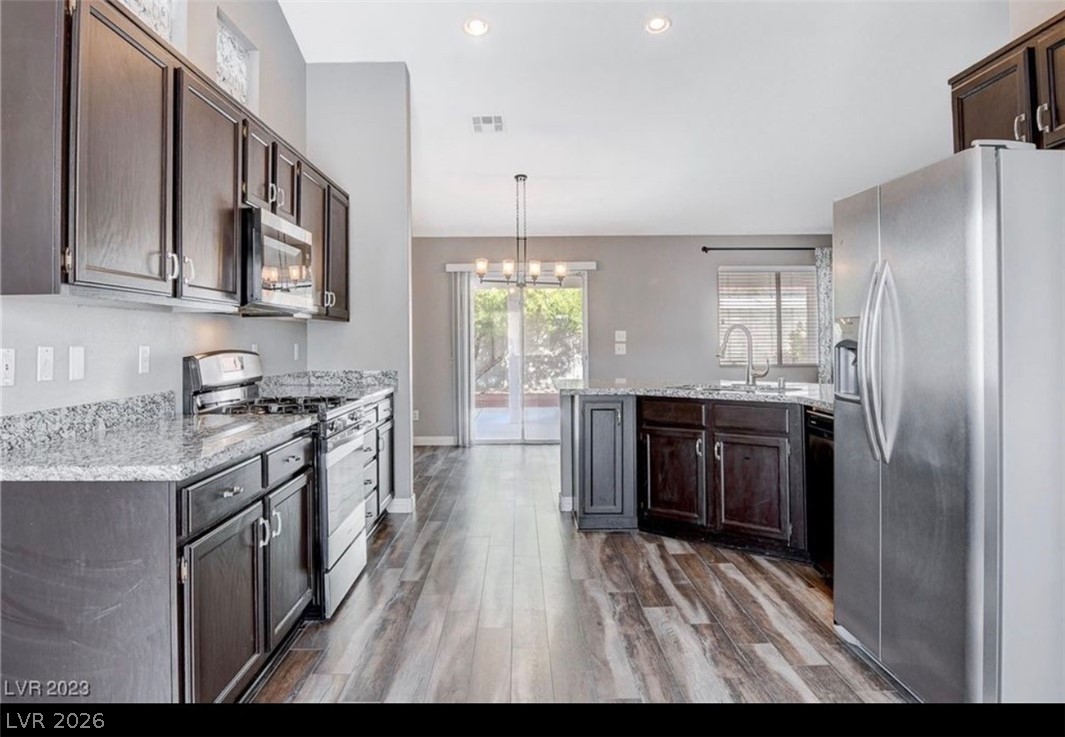 2514 Inlet Spring Avenue Property Photo 5