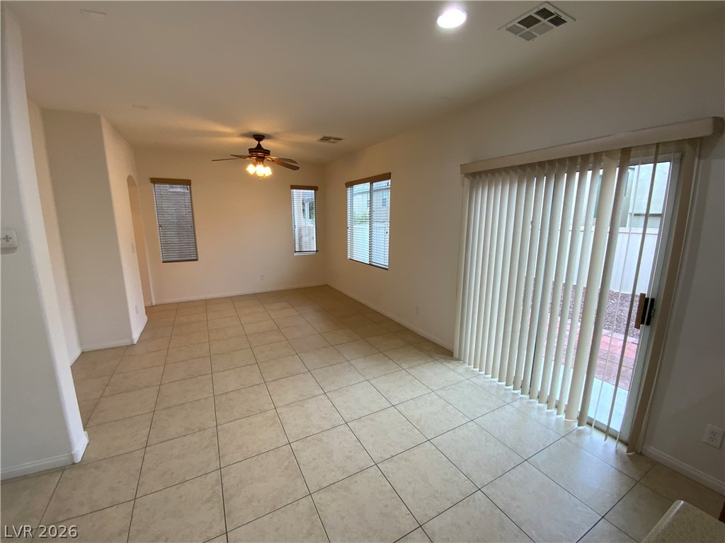 8439 Sequoia Grove Property Photo 5