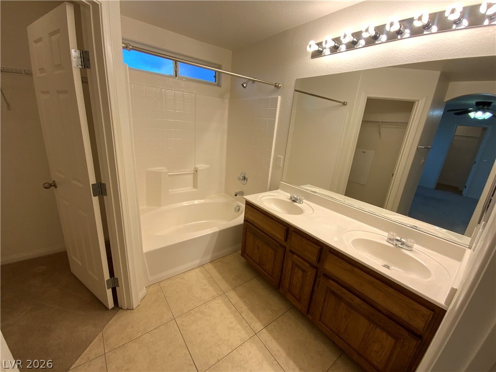 8439 Sequoia Grove Property Photo 9