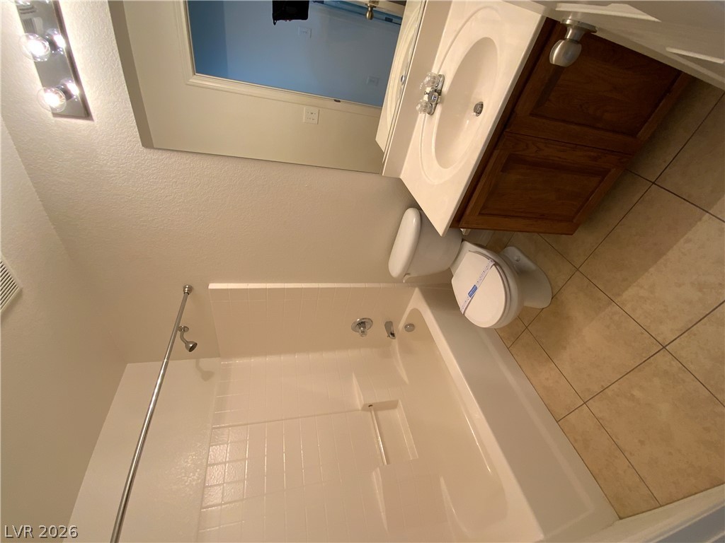 8439 Sequoia Grove Property Photo 14