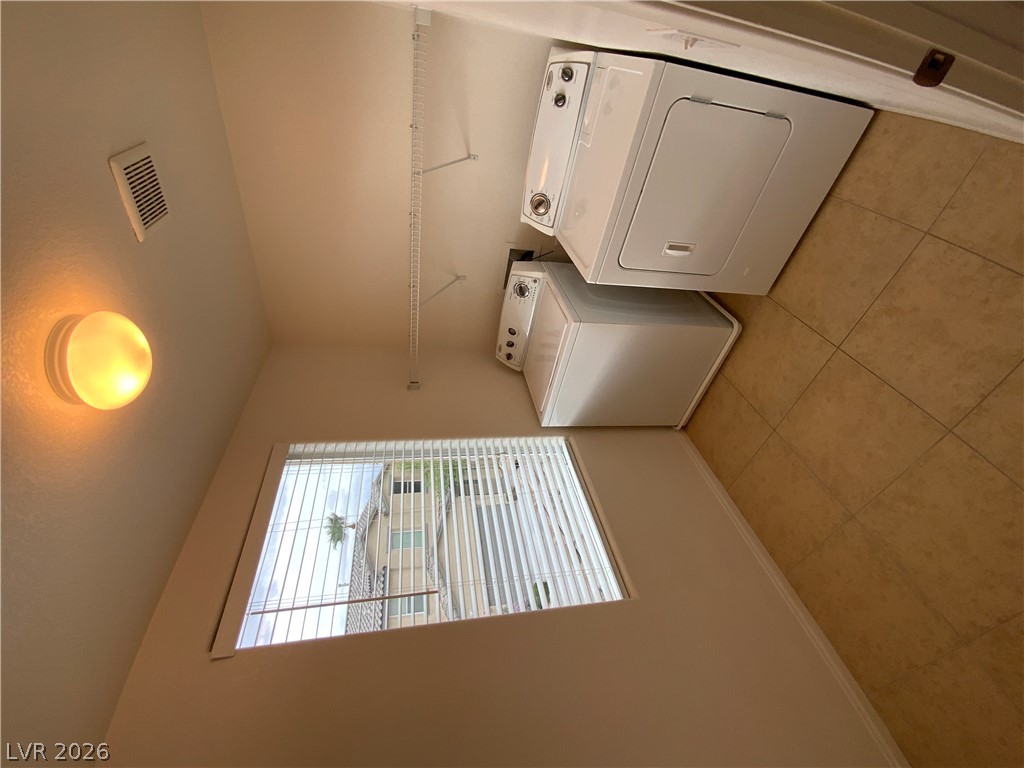 8439 Sequoia Grove Property Photo 17