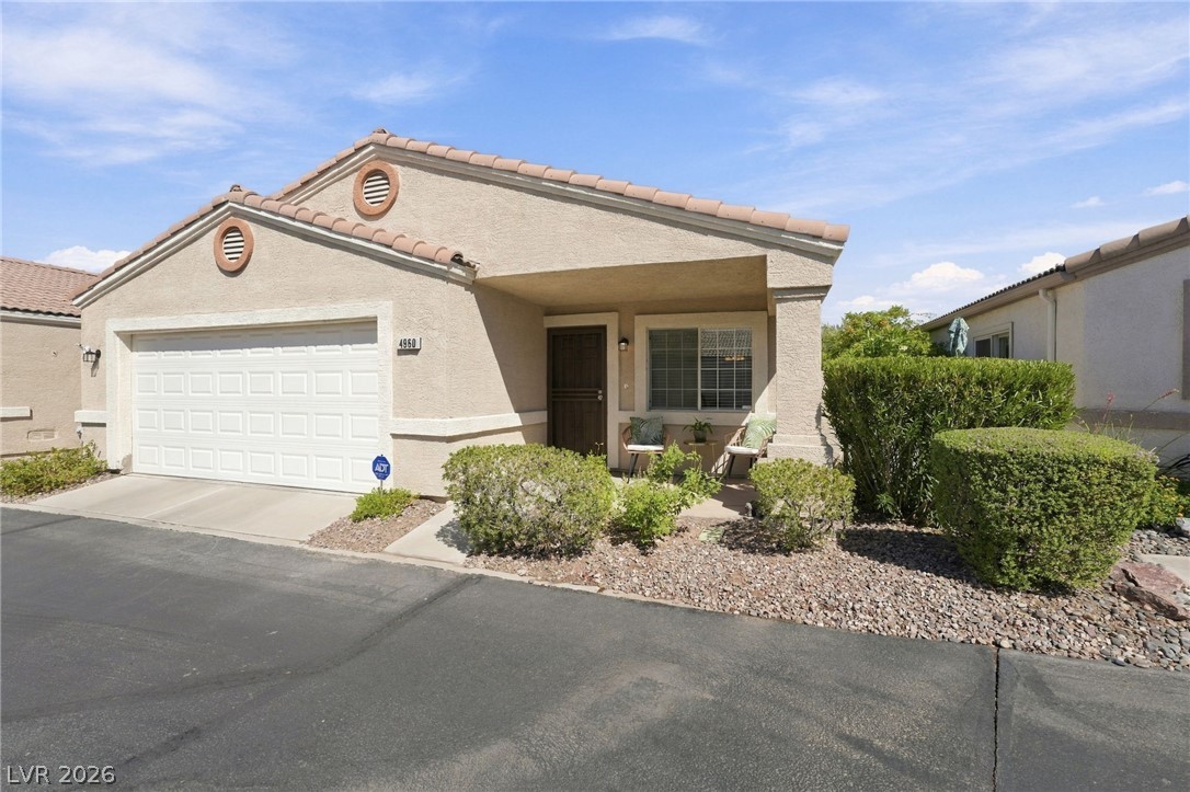 4960 Mascaro Drive Property Photo 2