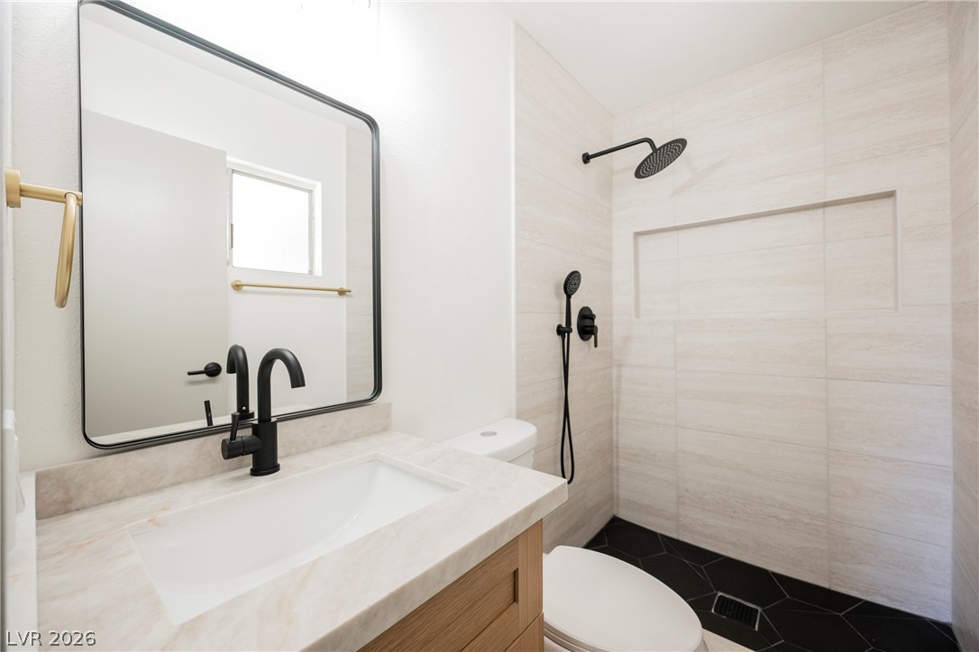 5637 Tunis Avenue Property Photo 2