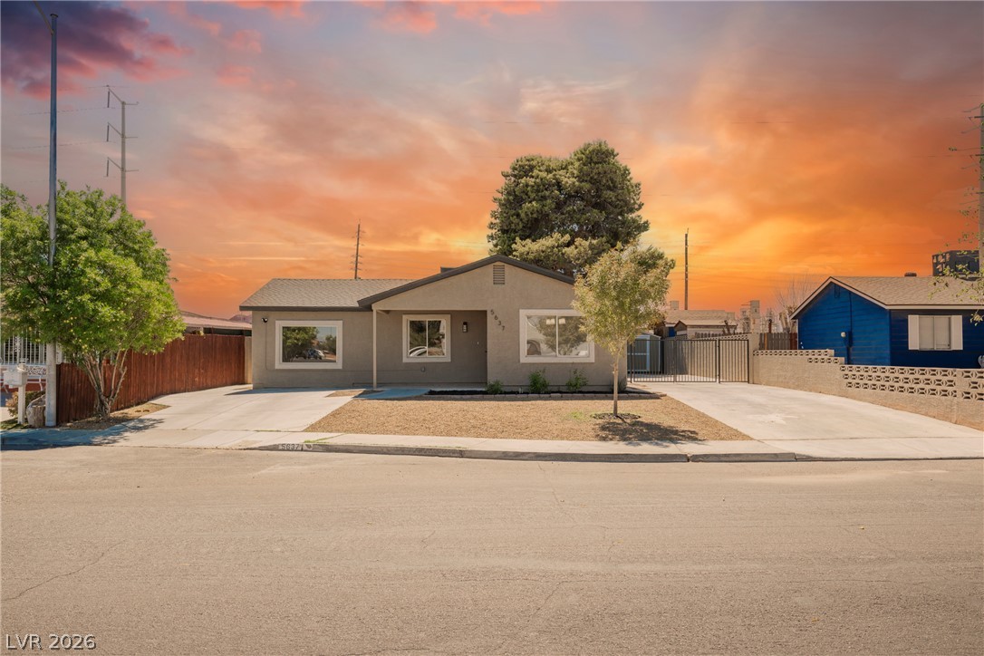 5637 Tunis Avenue Property Photo 3