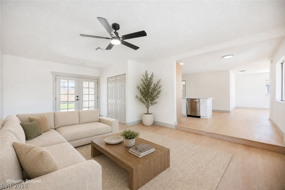 5637 Tunis Avenue Property Photo 8