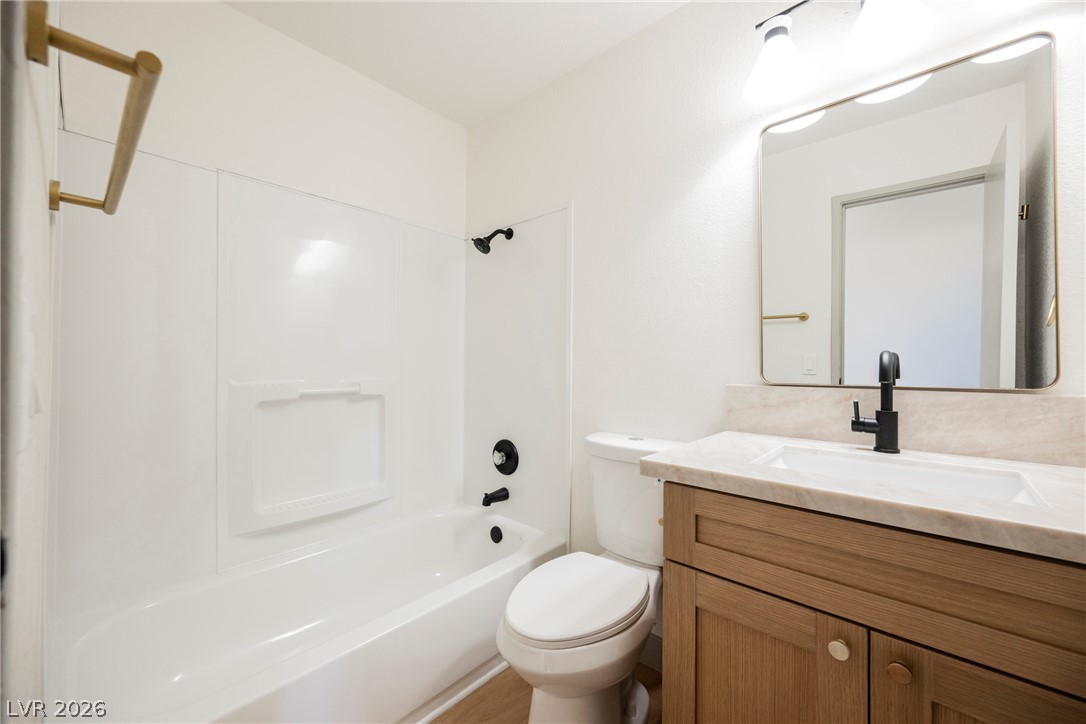 5637 Tunis Avenue Property Photo 14