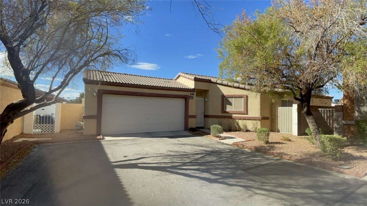 5196 Jewel Canyon Drive Property Photo 1
