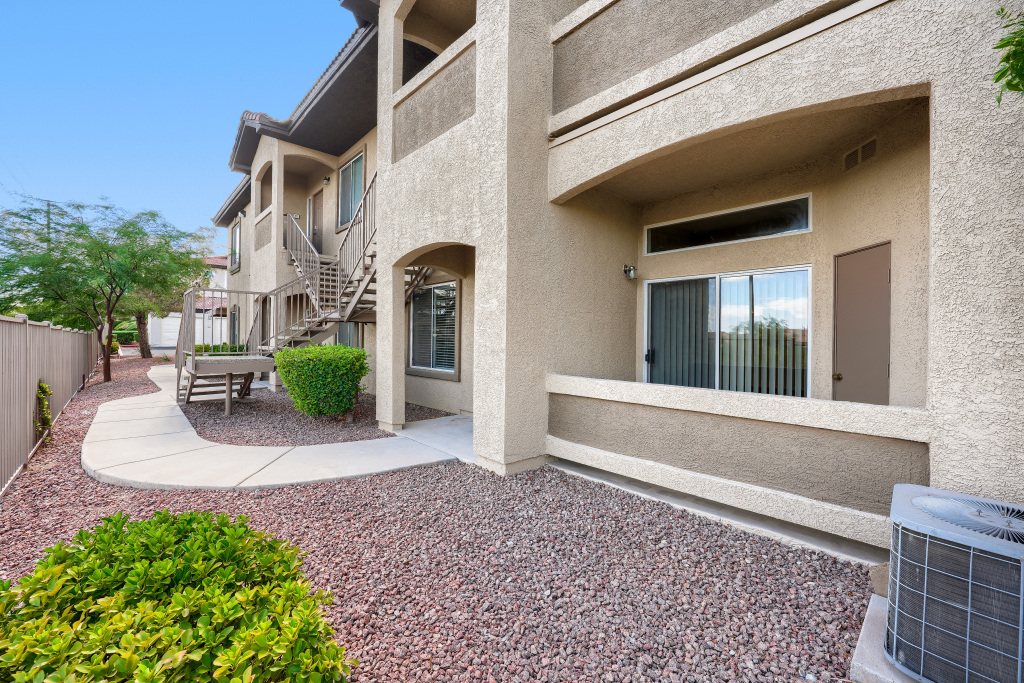 3544 Desert Cliff Street 103 Property Photo 2