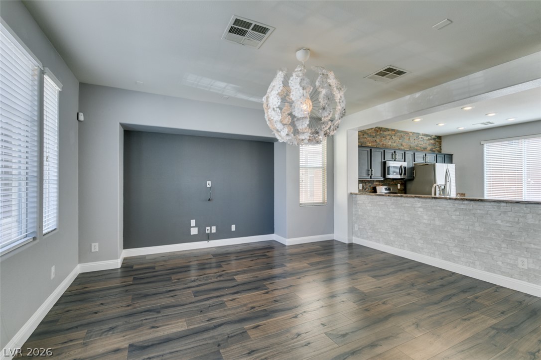 8365 Rygate Avenue Property Photo 3