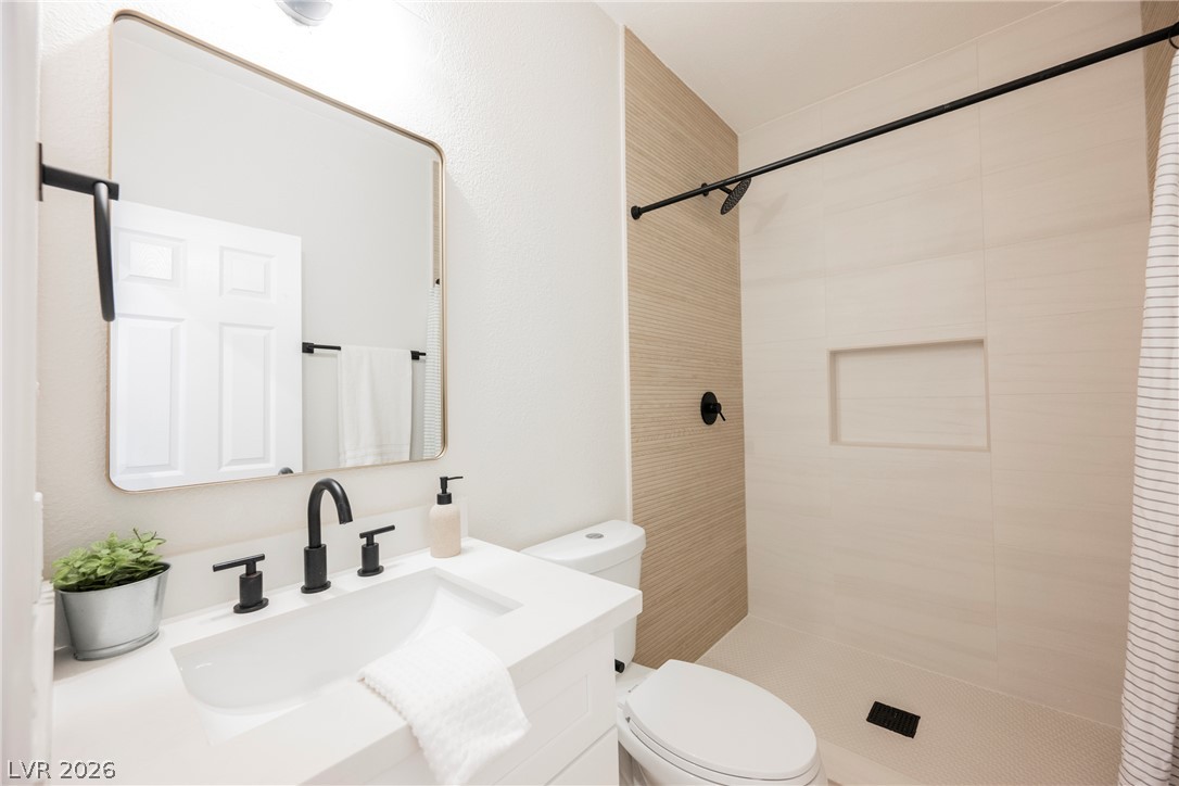 11173 Hickory Glen Street Property Photo 3