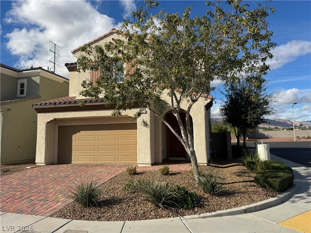 5117 Fiery Sky Ridge Street Property Photo 2