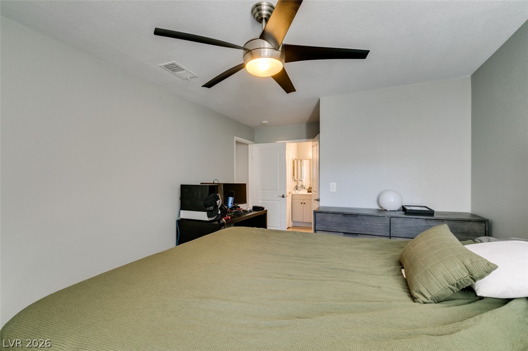 2200 South Fort Apache Road 2132 Property Photo 16