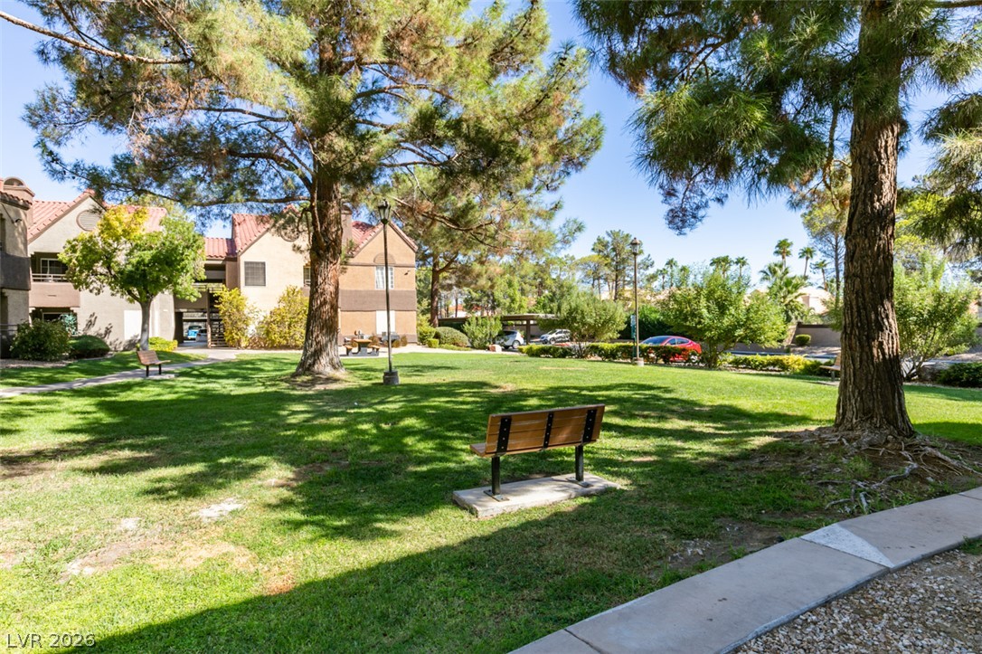 2200 South Fort Apache Road 2132 Property Photo 21