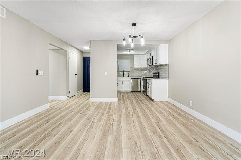 1730 Jupiter Court C Property Photo 4