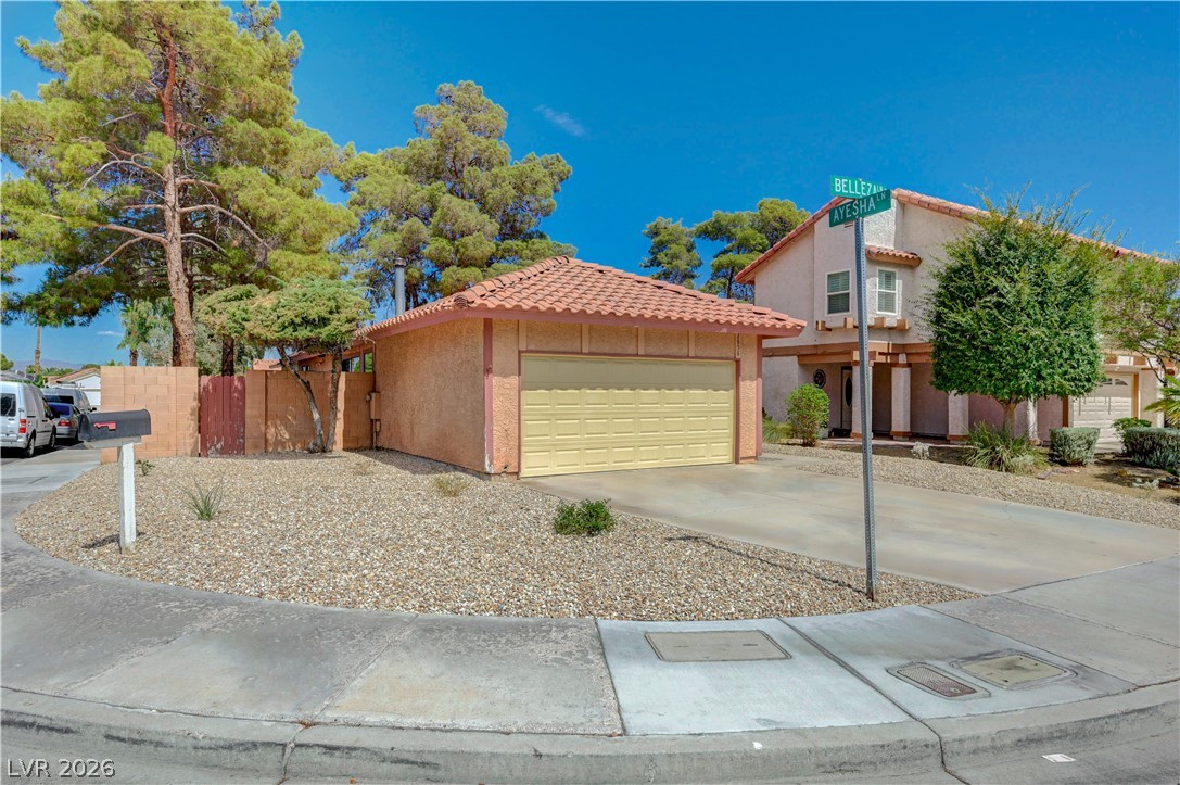 2856 Belleza Lane Property Photo 2
