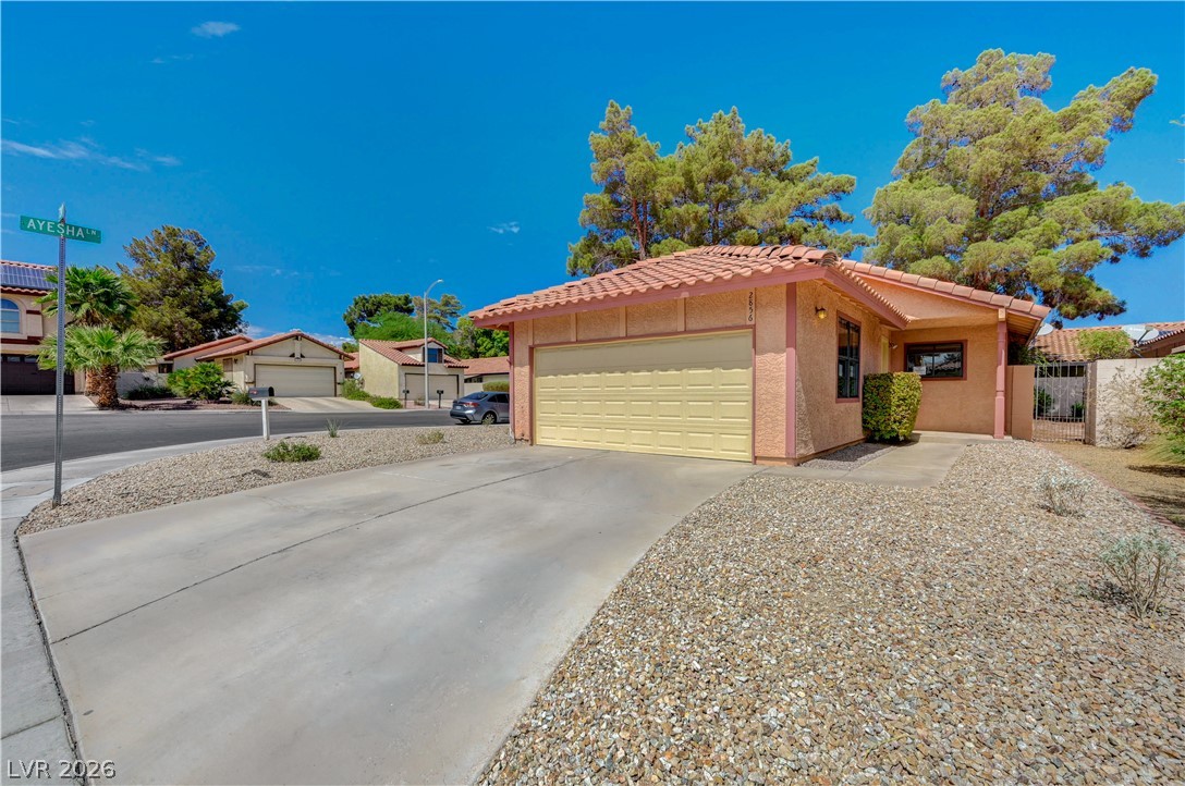 2856 Belleza Lane Property Photo 3