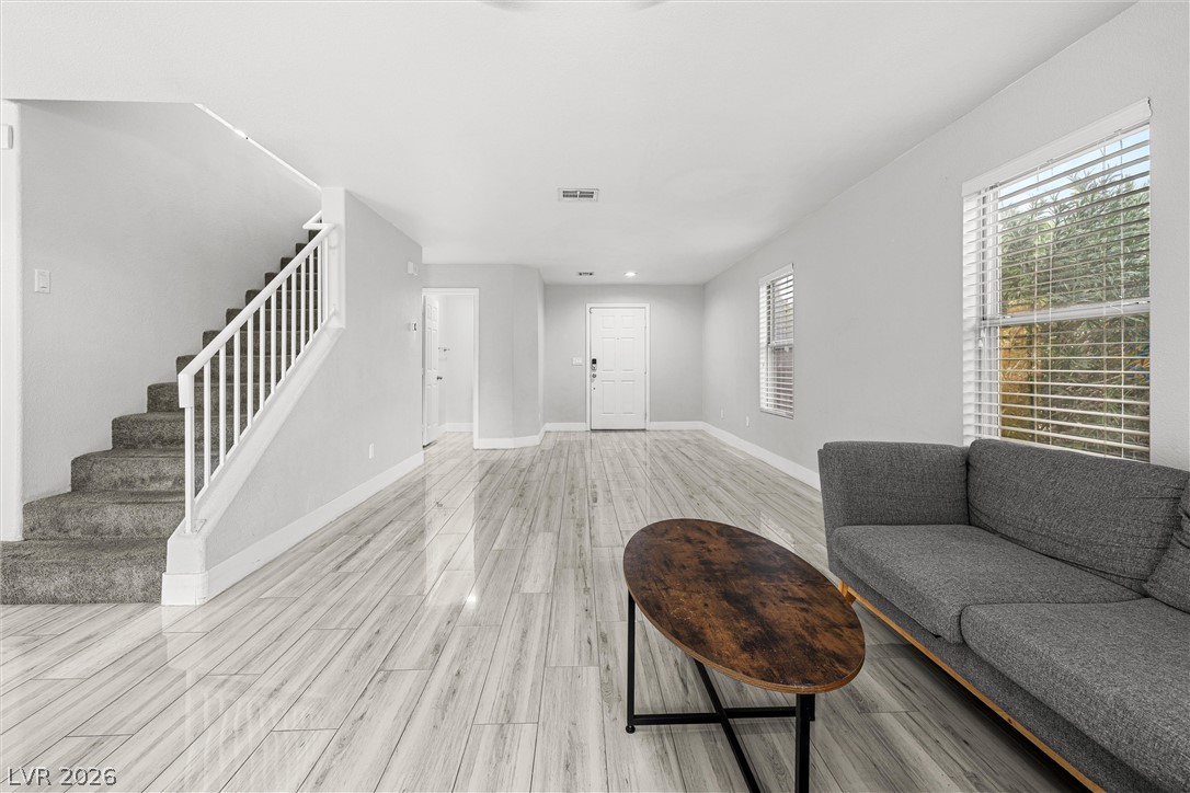 2818892 Property Photo 8