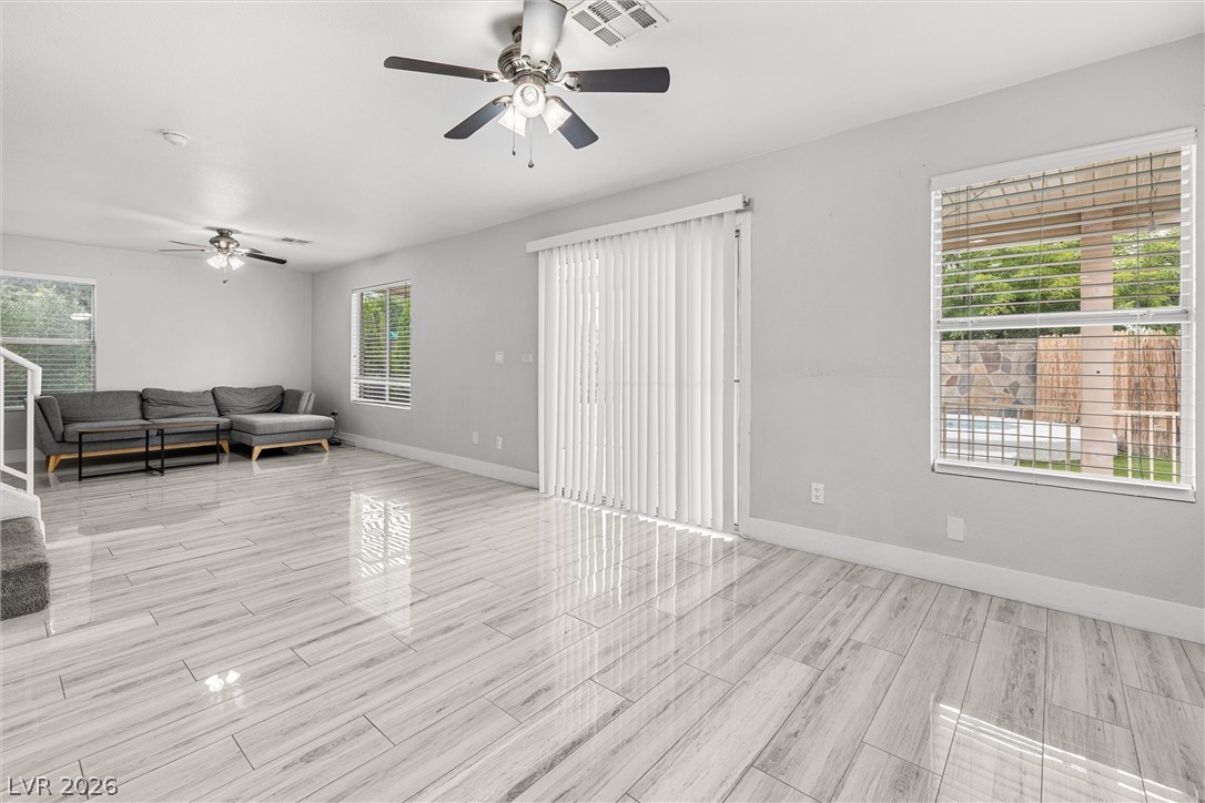 2818892 Property Photo 12
