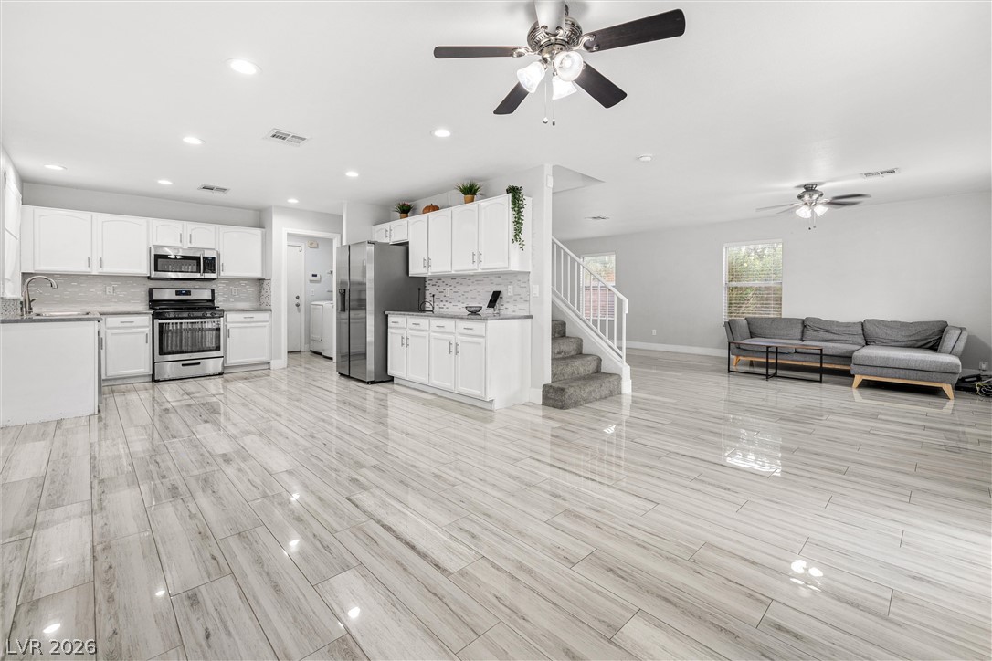 2818892 Property Photo 13