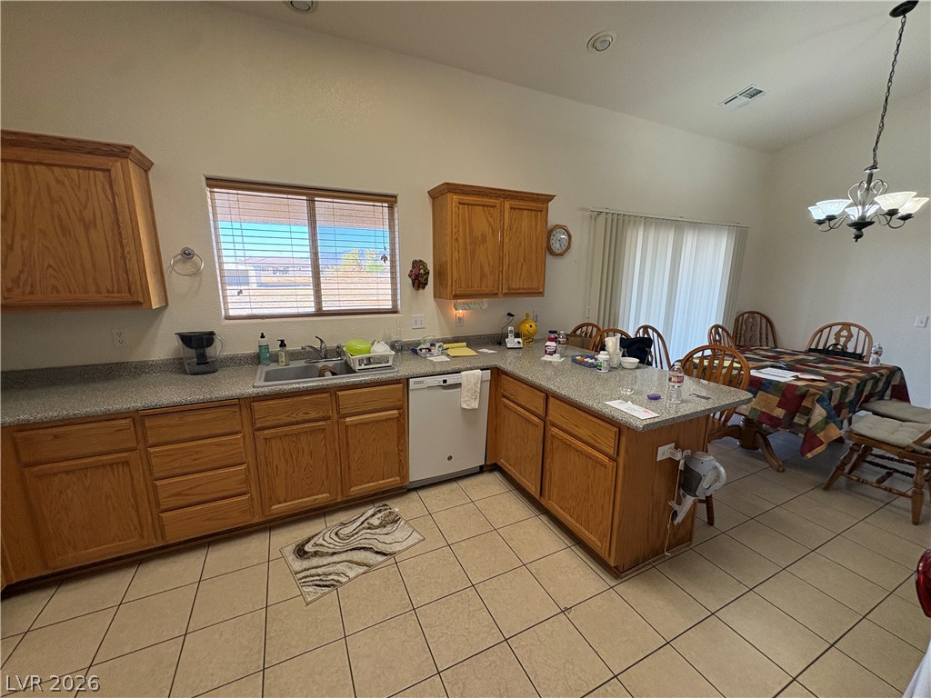 850 West Calvada Boulevard Property Photo 5