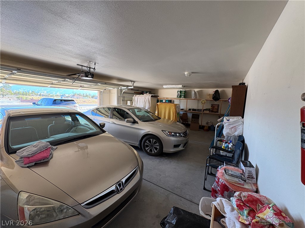 850 West Calvada Boulevard Property Photo 10