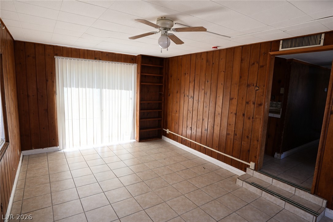 123 West Victory Road Property Photo 8