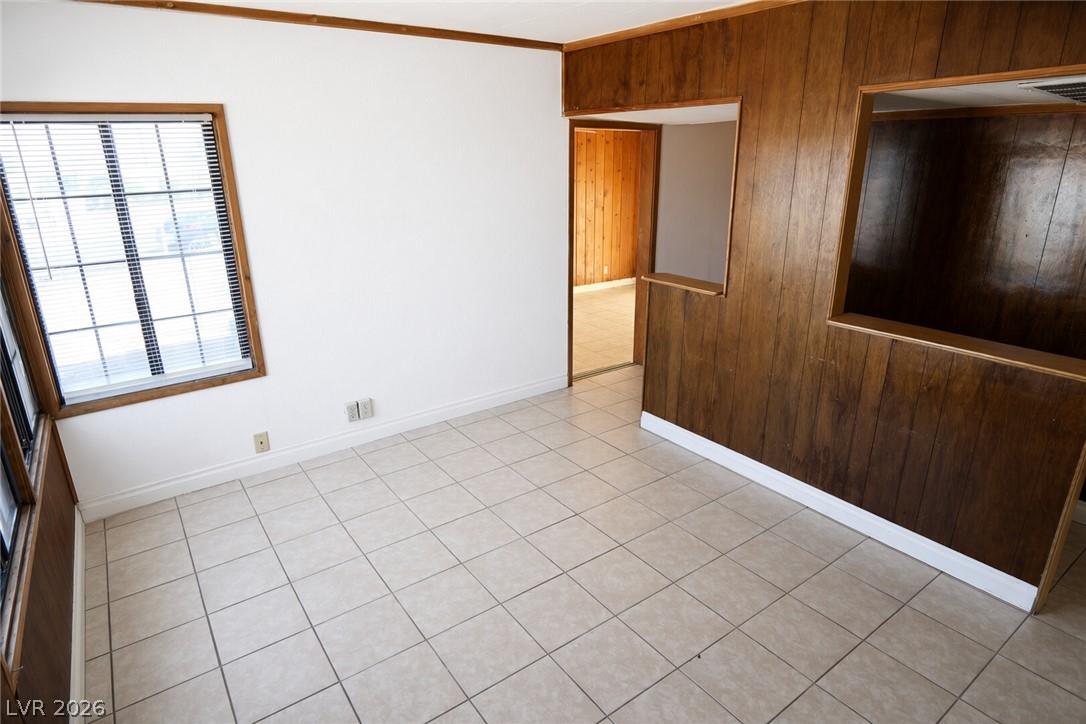 123 West Victory Road Property Photo 11