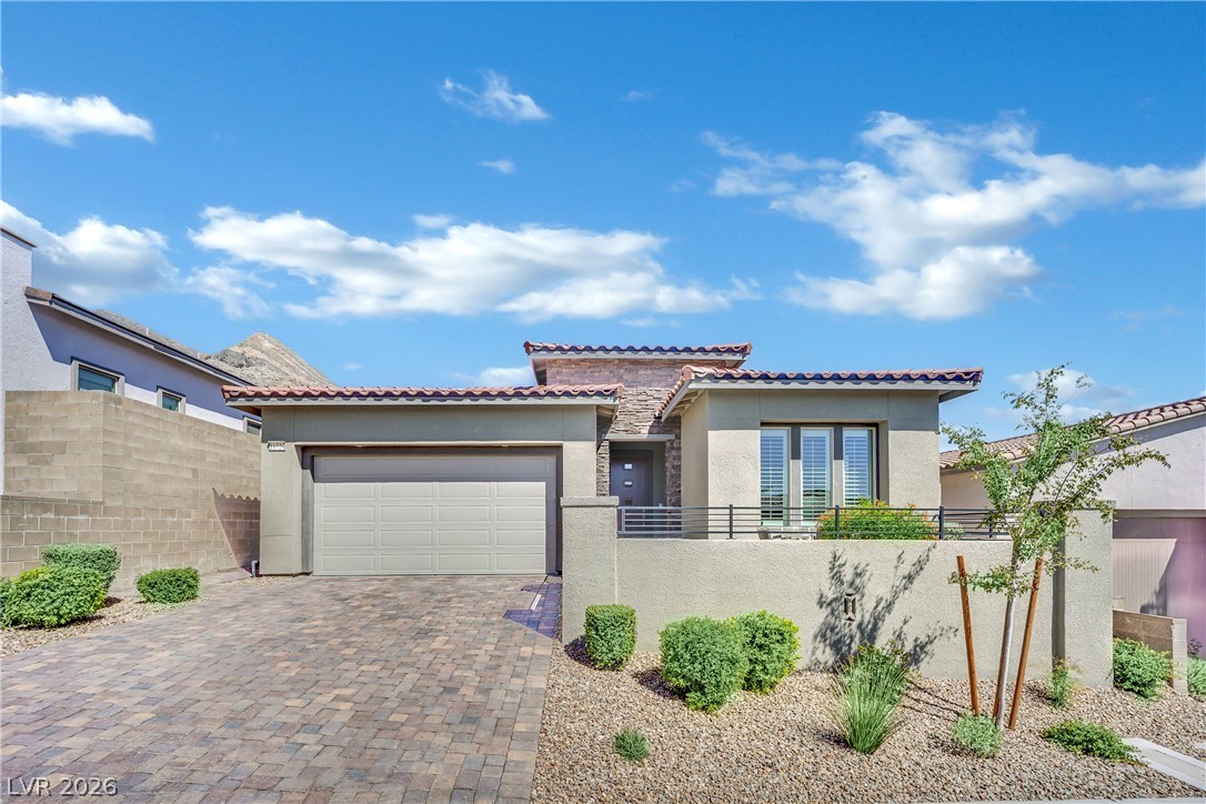 11724 Hatchling Avenue Property Photo 1