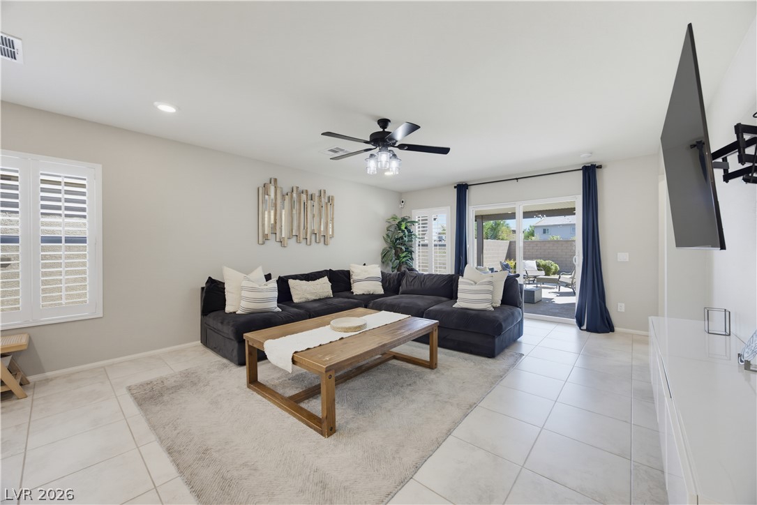 1639 Deep Valley Avenue Property Photo 3