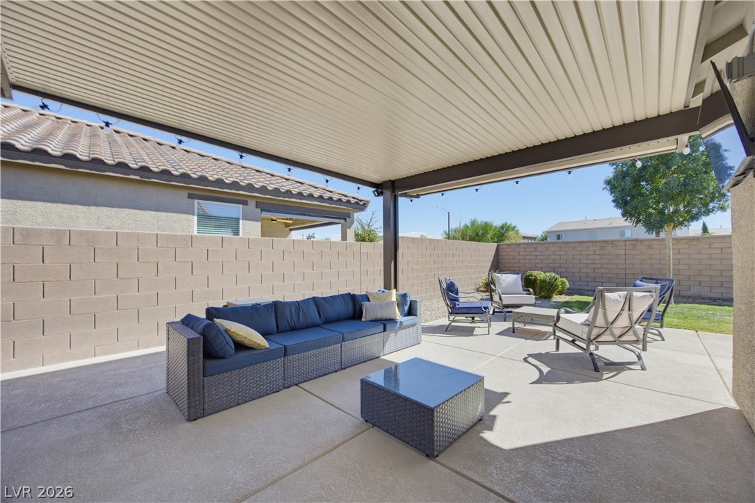 1639 Deep Valley Avenue Property Photo 4