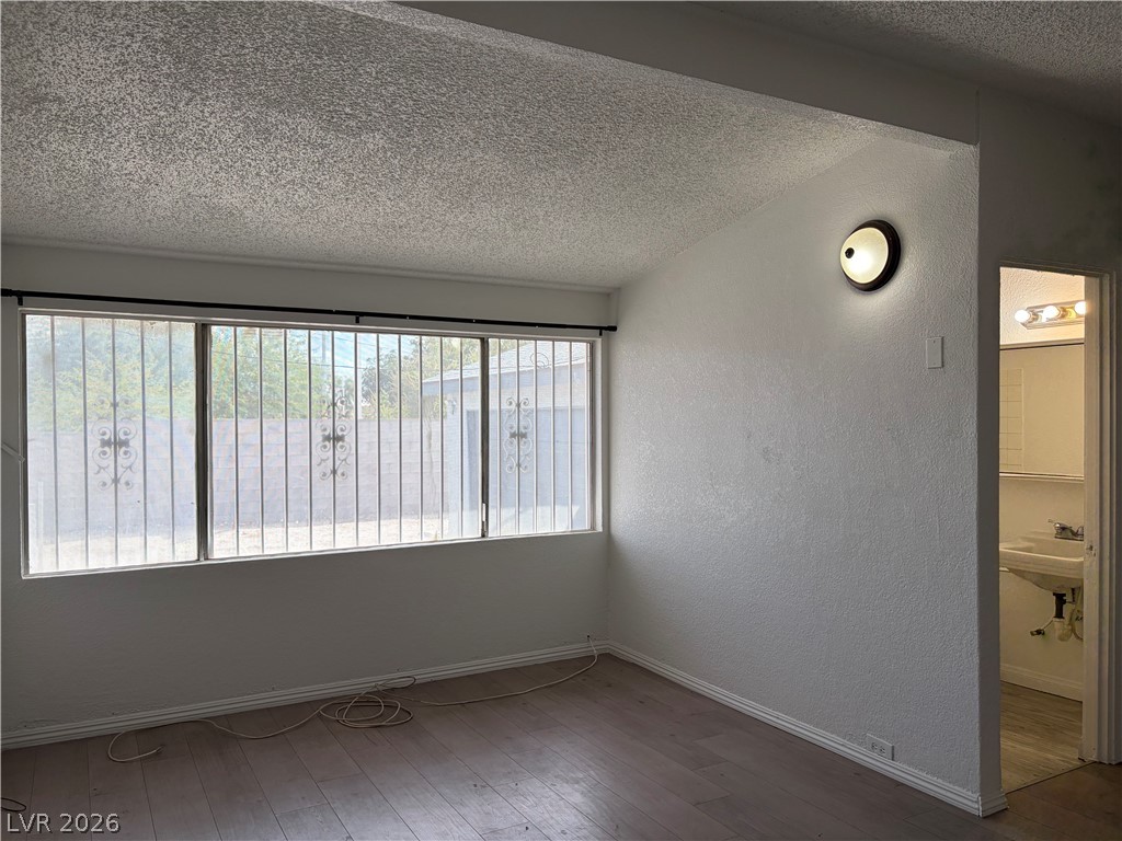 5701 Evergreen Avenue Property Photo 21