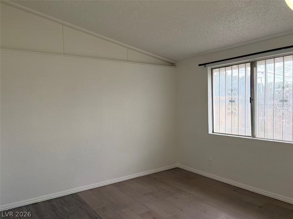 5701 Evergreen Avenue Property Photo 29
