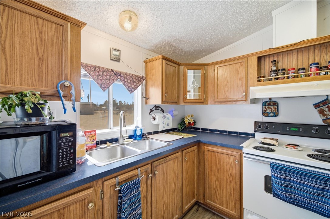 6691 Conestoga Parkway Property Photo 10
