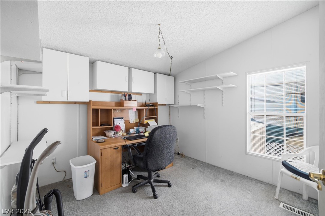 6691 Conestoga Parkway Property Photo 14