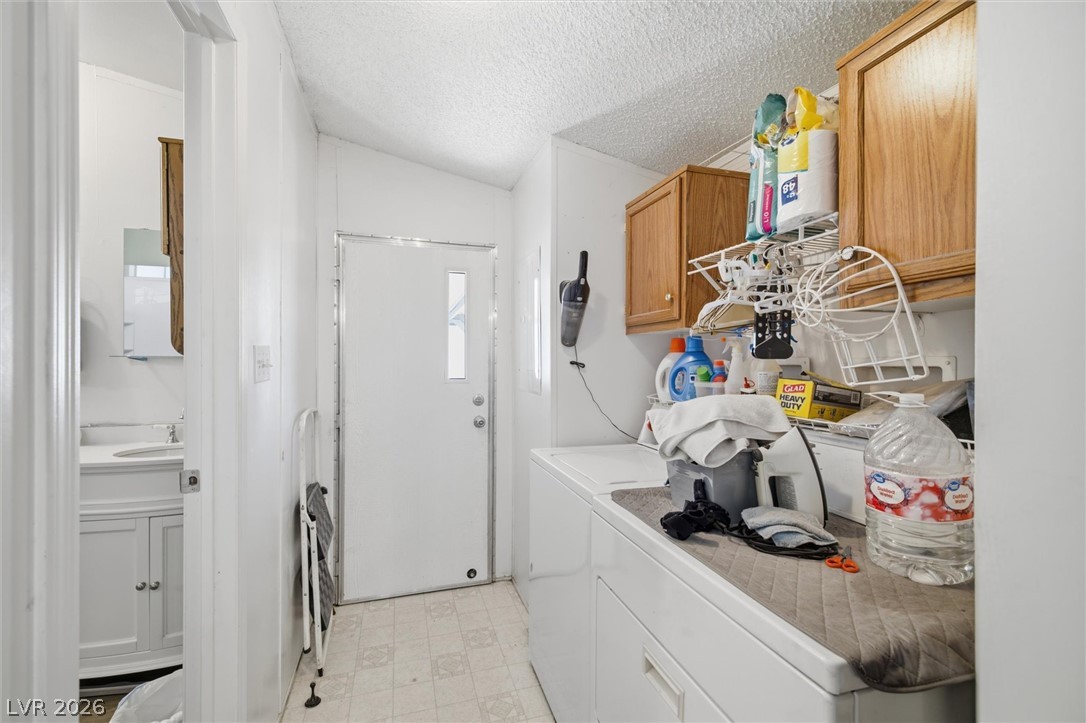 6691 Conestoga Parkway Property Photo 16