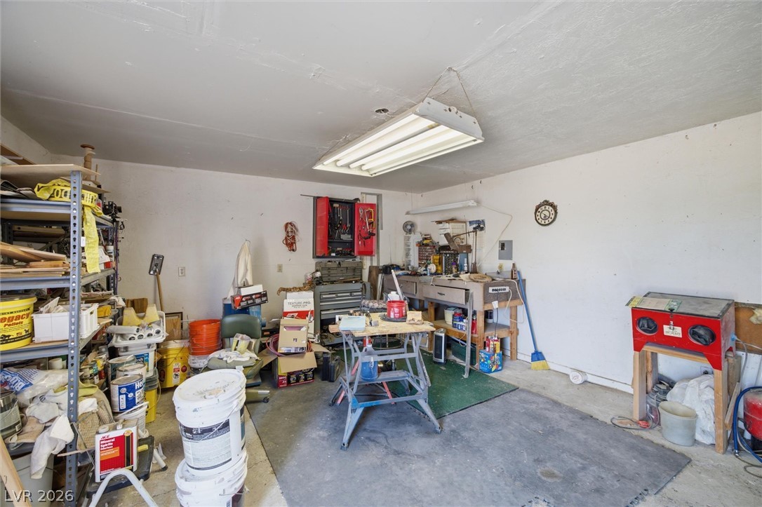 6691 Conestoga Parkway Property Photo 24