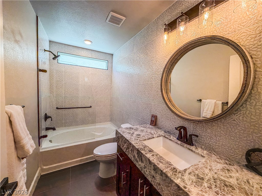 8160 Eaton Hill Street Property Photo 10
